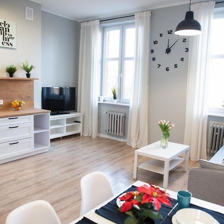 Apartament Przy Fontannach Apartment Gliwice Bagian luar foto