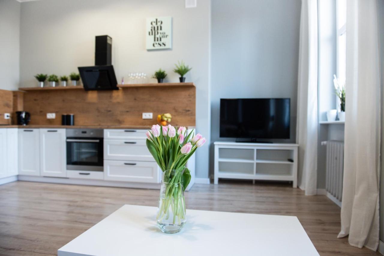 Apartament Przy Fontannach Apartment Gliwice Bagian luar foto
